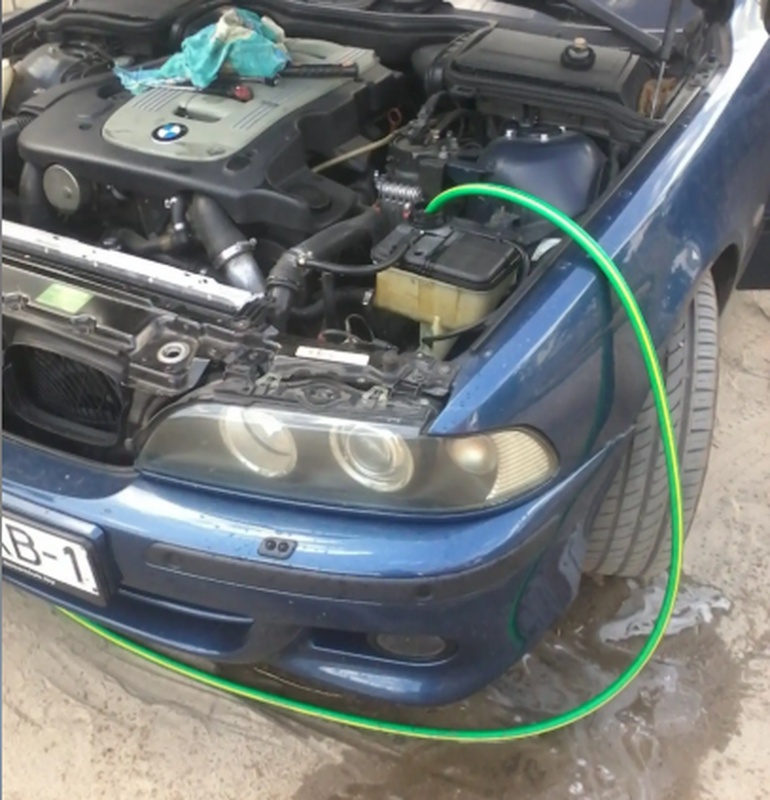 Бачок BMW e39